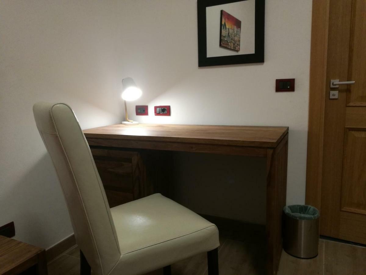 Al Trenino Accomodation Otel Roma Dış mekan fotoğraf