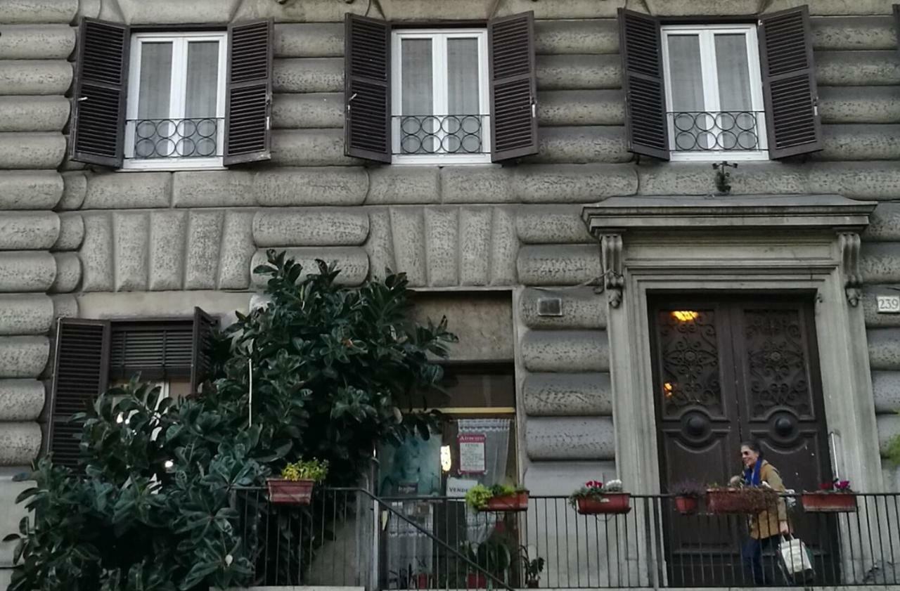 Al Trenino Accomodation Otel Roma Dış mekan fotoğraf
