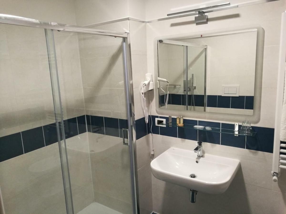 Al Trenino Accomodation Otel Roma Dış mekan fotoğraf