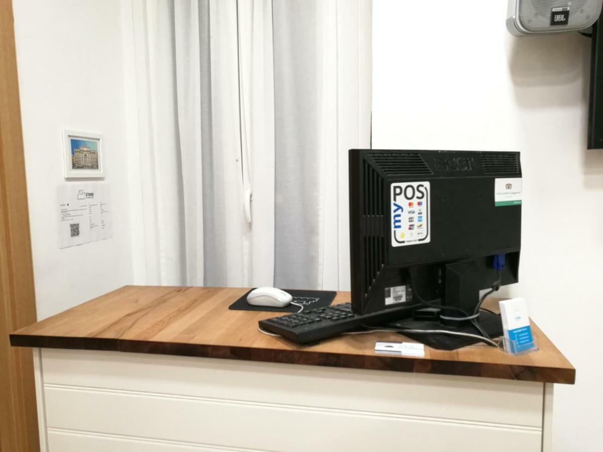 Al Trenino Accomodation Otel Roma Dış mekan fotoğraf